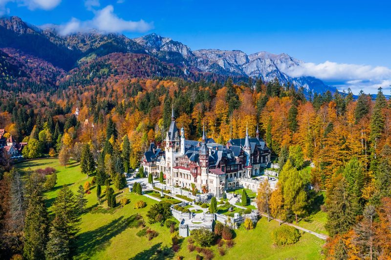 Private tour from Bucharest to Peles and Bran Castle